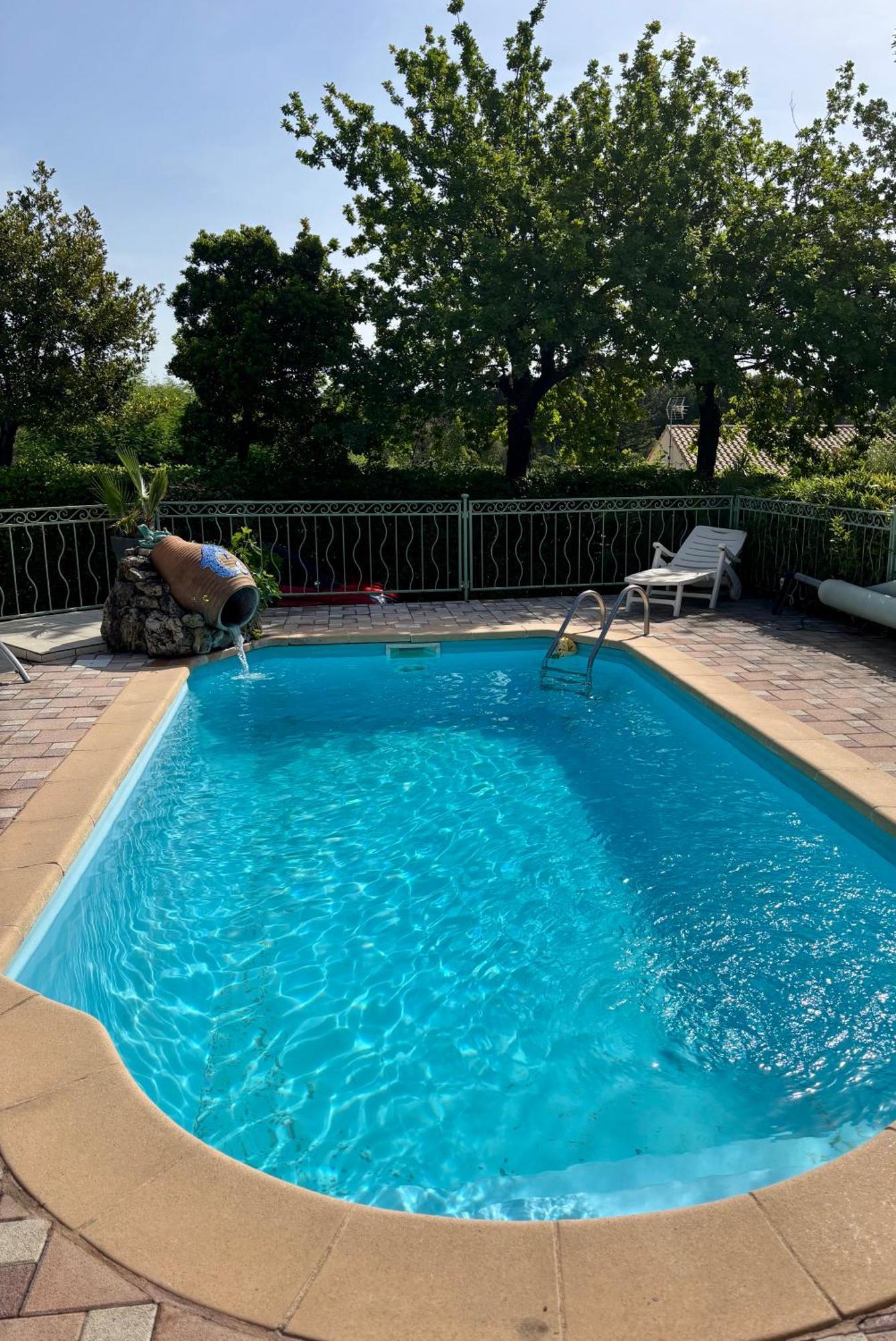 Sollies-Ville La Cigaliere 1 Charmant T1 Bis Avec Terrasse Dans Villa מראה חיצוני תמונה